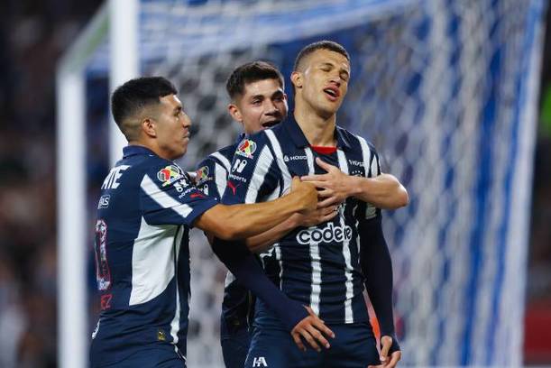 Deossa puso el gol definitivo ante Chivas (Imago7)