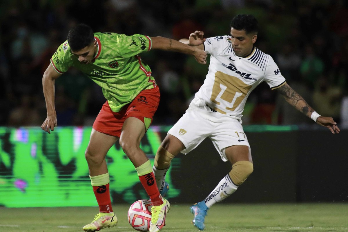 Leo jugó con Pumas e hizo un buen trabajo. (Foto: Mexsport)