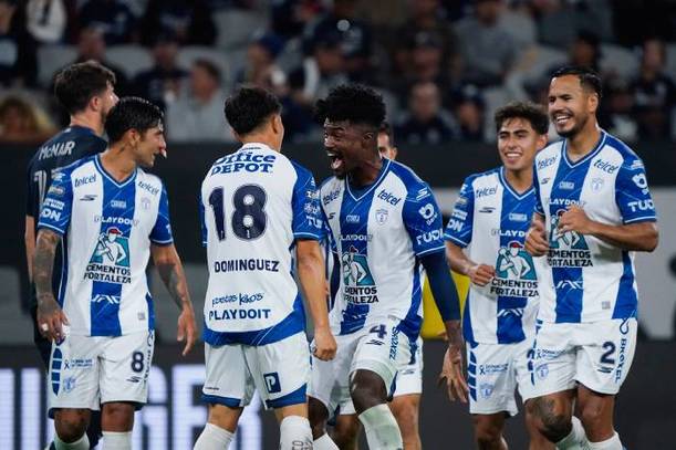Los Tuzos ganaron ante uno de los punteros de la MLS (Imago7)