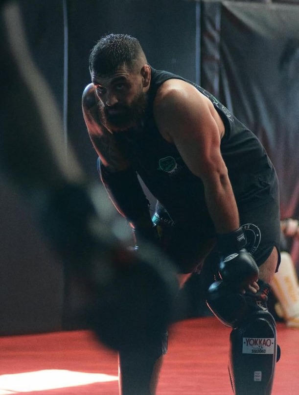 Adrián Oviedo se enfrentará ante Daniel Sánchez en BUDO 30 (Instagram @adrianoviedoo)