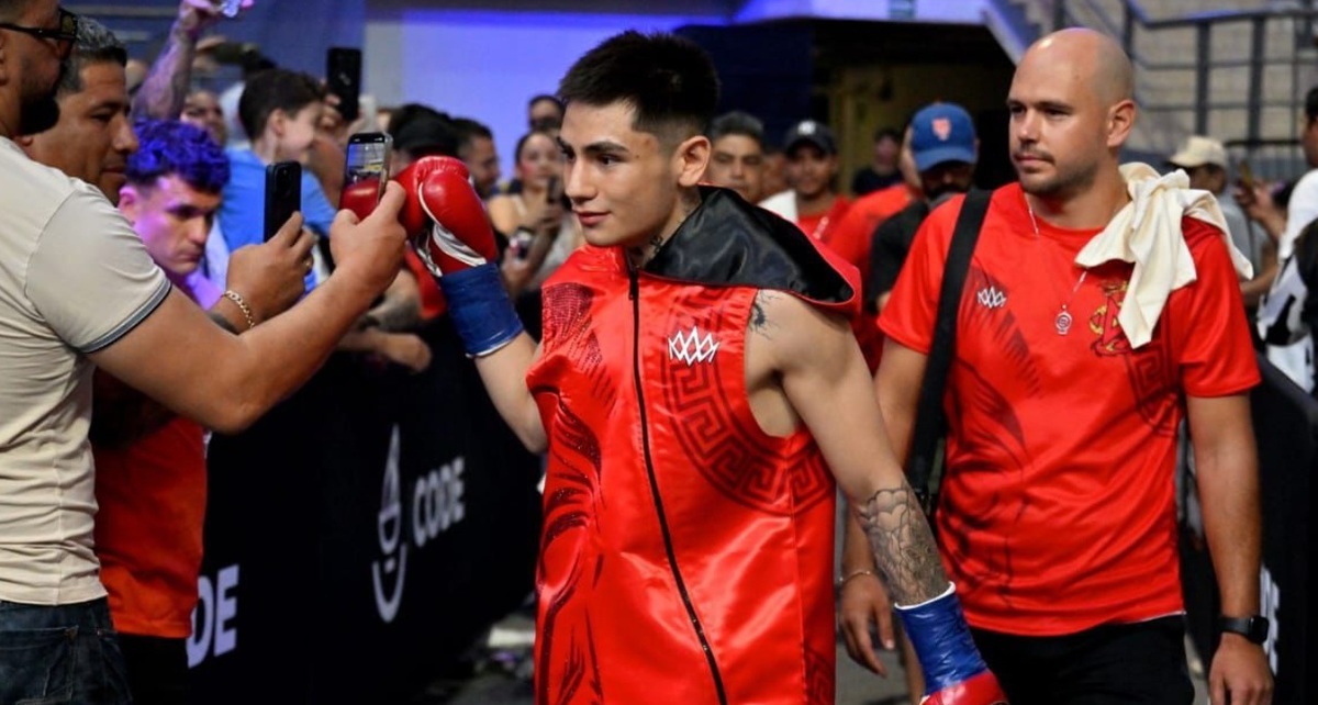 Diego ‘El Androide’ Jiménez busca destacar como boxeador (Cortesía)
