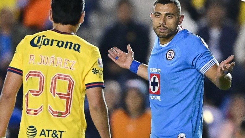 Giorgios Giakoumakis en las semifinales del Apertura 2024 (Foto: Imago7)