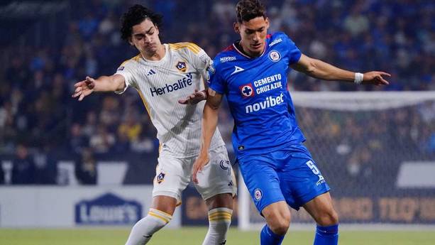 para top Galaxy vs Cruz Azul 2