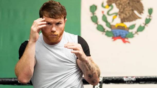 Canelo Álvarez durante un entrenamiento (Showtime)