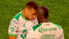 Franco Fagúndez y Kevin Balanta protagonizaron un tenso momento (Captura)