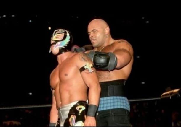 Konnan durante su etapa como luchador (@konnan100x)