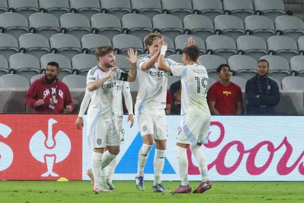 Onni Valakari celebra su doblete al Mazatlán (Mexsport)