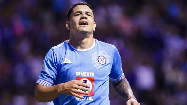 Toro Fernández sufre una nueva lesión (Mexsport)