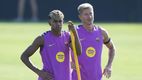 Lamine Yamal y Robert Lewandowski (EFE)