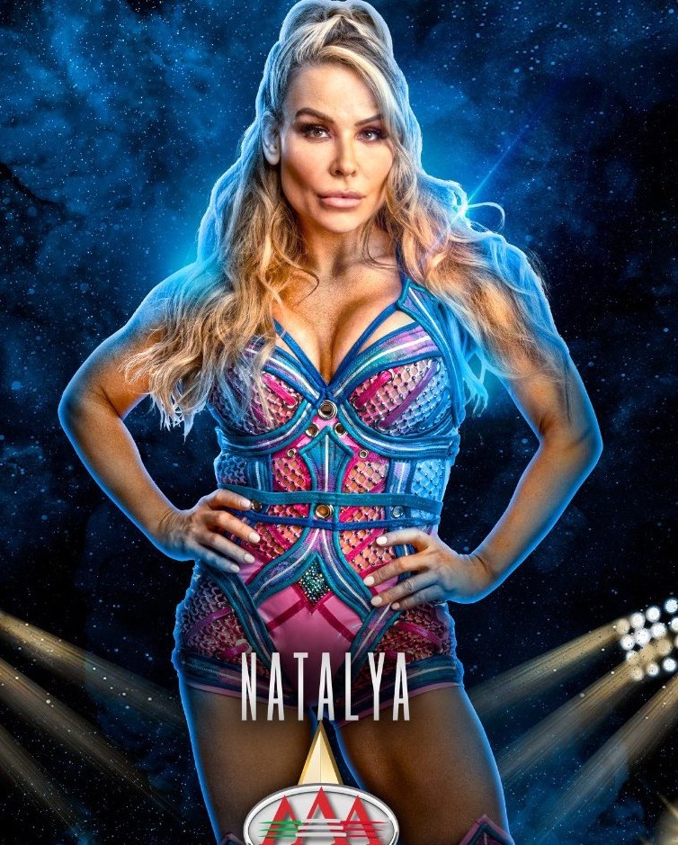 Natalya se presenta en función de AAA