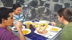 Conoce todos los detalles para registrarte al Apoyo Beca Nutricional 2025 de la UNAM para obtener una comida gratis diario. Foto: Gaceta UNAM
