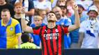 Santiago Gimenez celebra su gol con Milan (Captura)