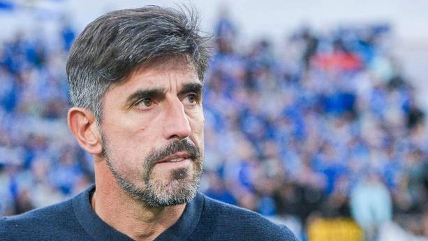 Veljko Paunovic consiguió el ascenso con el Real Oviedo (FB Real Oviedo)