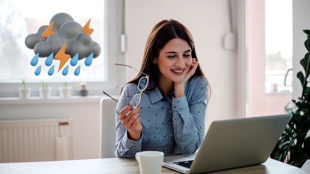 ¿Trabajadores pueden realizar Home Office en temporada de lluvias?| Foto: Canva