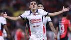 Hugo Camberos celebra un gol con Chivas (Imago7)