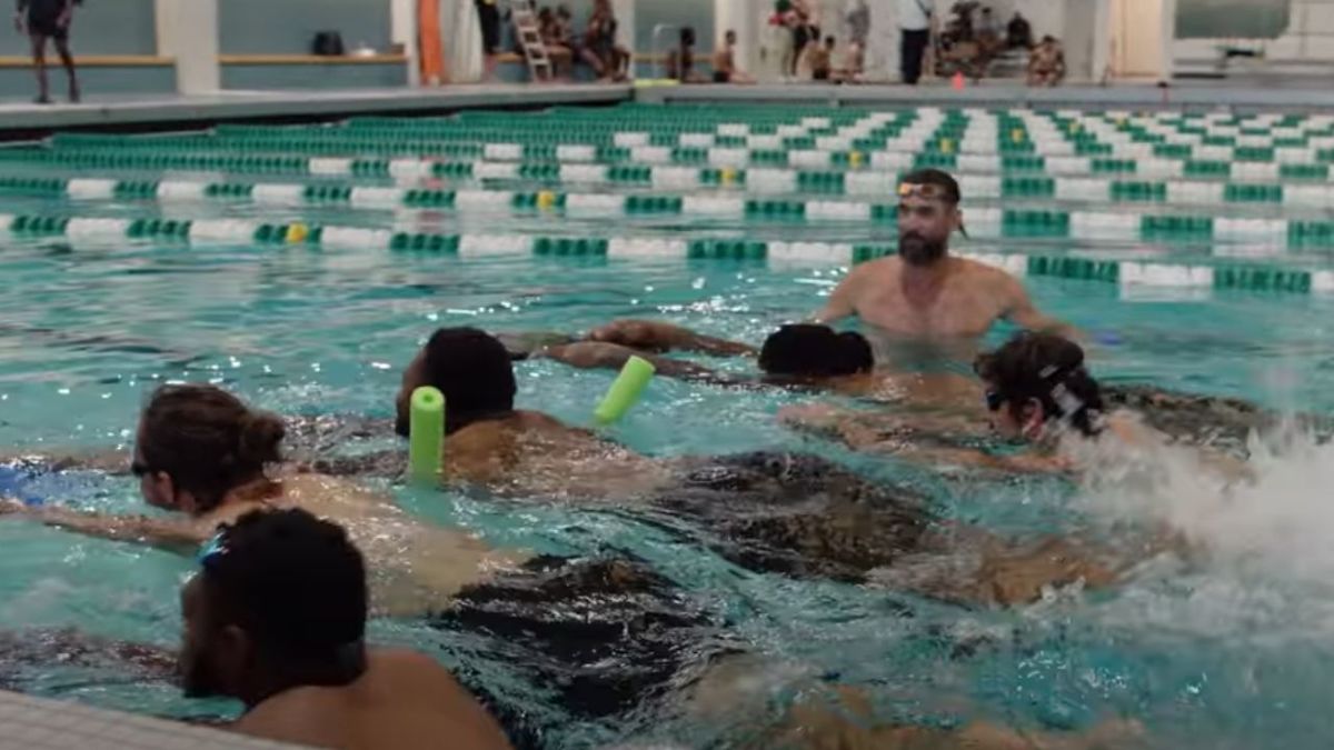 Los jugadores de la NFL retaron a Phelps. (Foto: captura de pantalla Baltimore Ravens)
