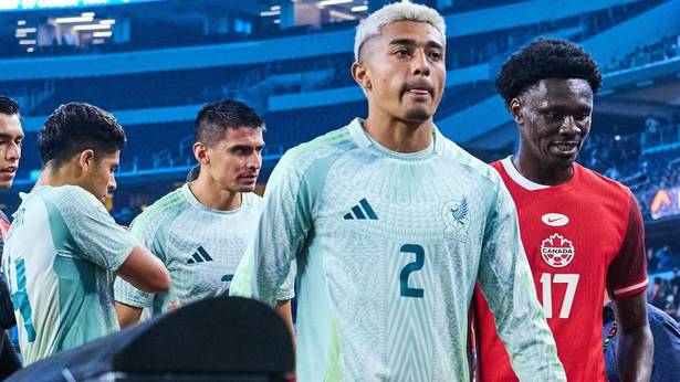 Julián Araujo disfruta el trabajo con Javier Aguirre (Mexsport)