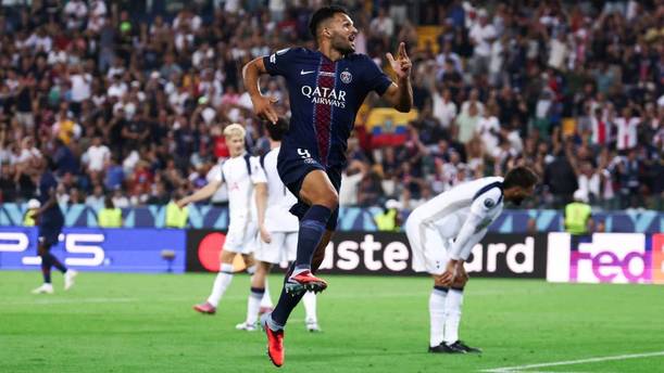 Ramos celebra el empate agónico del PSG (AFP)