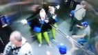 Video de seguridad revela que pasó dentro del elevador que cayó en Mitikah (Red social: X)