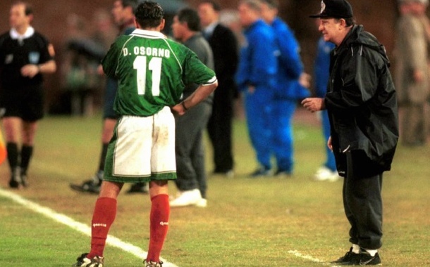 Lapuente dirigió al Tri y tenía sus técnicas. (Foto: Mexsport)