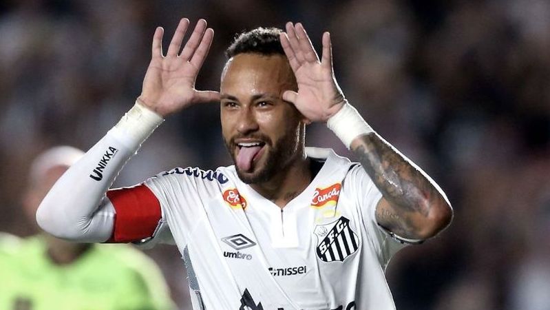 Neymar marcó su segundo gol tras volver a Santos (X)