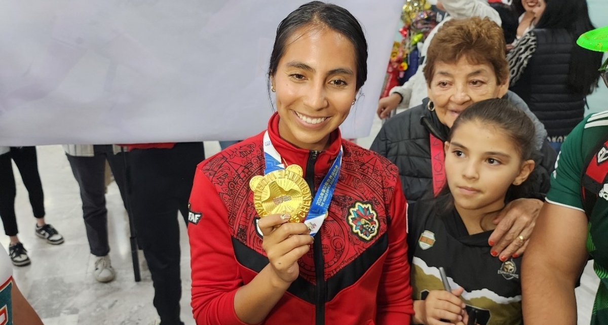Diana Flores posa con su medalla de oro de los World Games 2025 (Carlos Cruz)