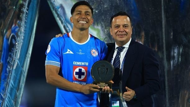 Víctor Velázquez con Ángel Sepúlveda, un jugador que hoy se cotiza sólo en 700 mil euros. (Foto: Mexsport)