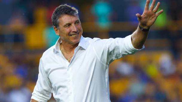 Robert Dante Siboldi buscará cambiarle la cara a Mazatlán FC (Imago7)