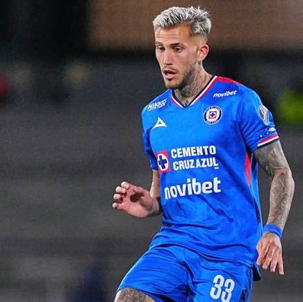 Gonzalo Piovi seguirá siendo futbolista de Cruz Azul (Imago7)