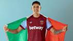 Edson Álvarez durante su periodo con los Hammers (West Ham)