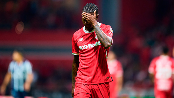 Helinho dejó al Toluca con 10 jugadores. (Foto: Mexsport)