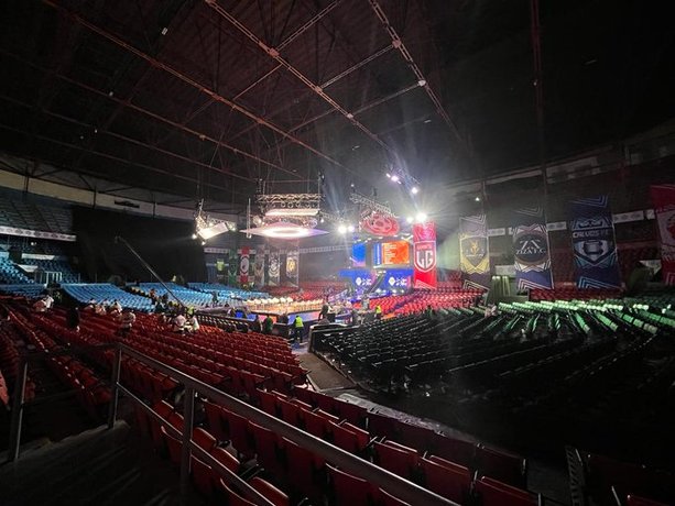 La Arena México fue el escenario de la revelación (@LaPeoplesLeague)