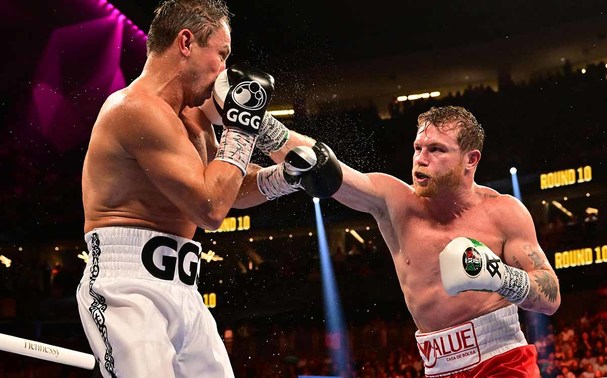 Canelo Álvarez y Gennady Golovkin pelearon por tercera vez en Las Vegas. (AFP)