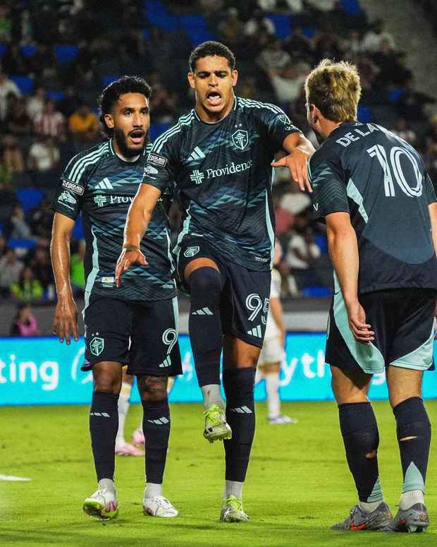 TOP GALAXY VS SEATTLE