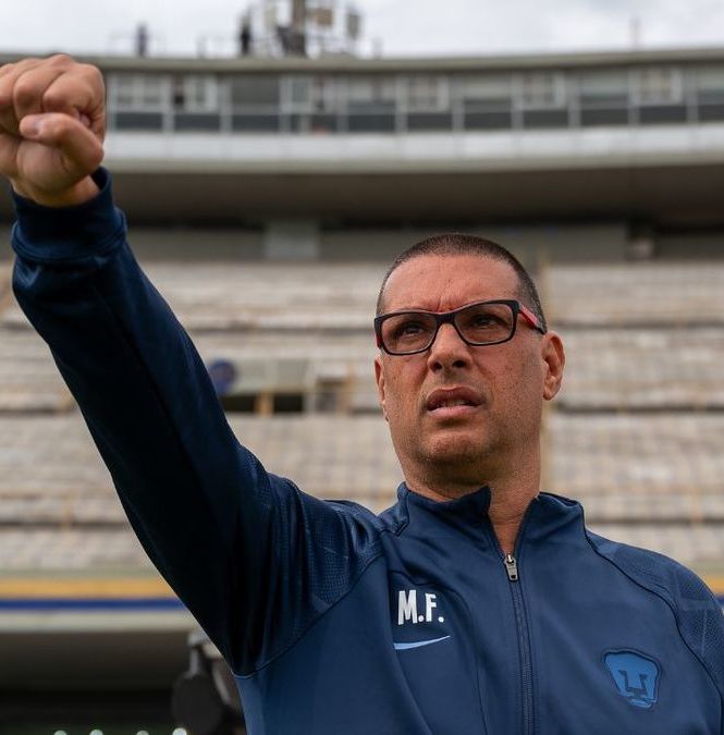 El entrenador brasileño formó parte del elenco de un programa dedicado al futbol femenil. (Foto: Imago7)