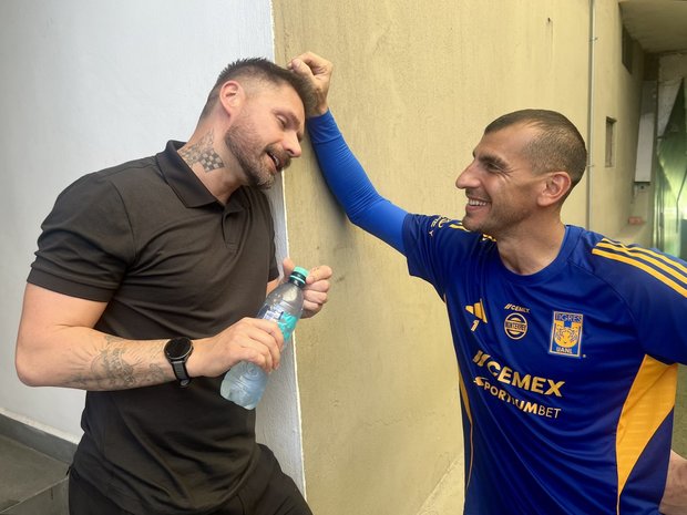 Sobis se reunió con Nahuel Guzmán. (Foto: Tigres)