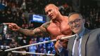 Pietrasanta detalla por qué Randy Orton quiso golpear a Luis 'El Furby' Martínez.