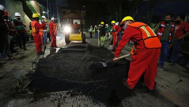 Realizarán programa de bacheo nocturno en CDMX; conoce dónde| Foto: Secretaría de Obras y Servicio