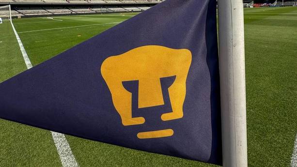 Banderín de Pumas en el Olímpico Universitario (@PumasMX)