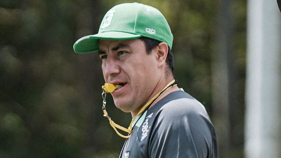 En enero, Efraín Juárez dejó su cargo como entrenador del Atlético Nacional (X: @nacionaloficial)