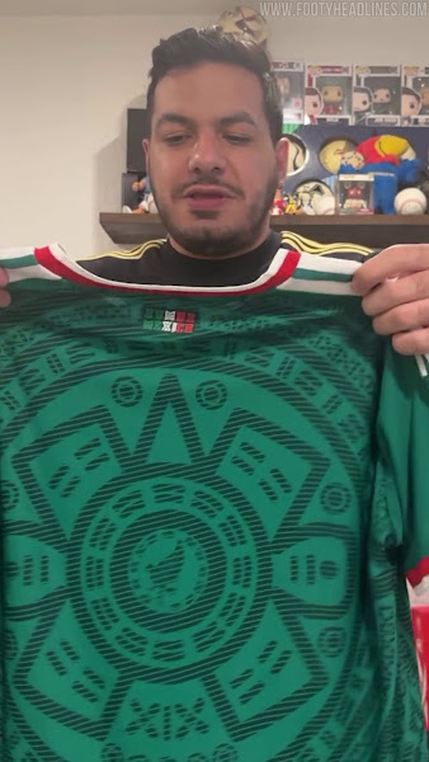 Parte trasera del jersey de México (Captura)