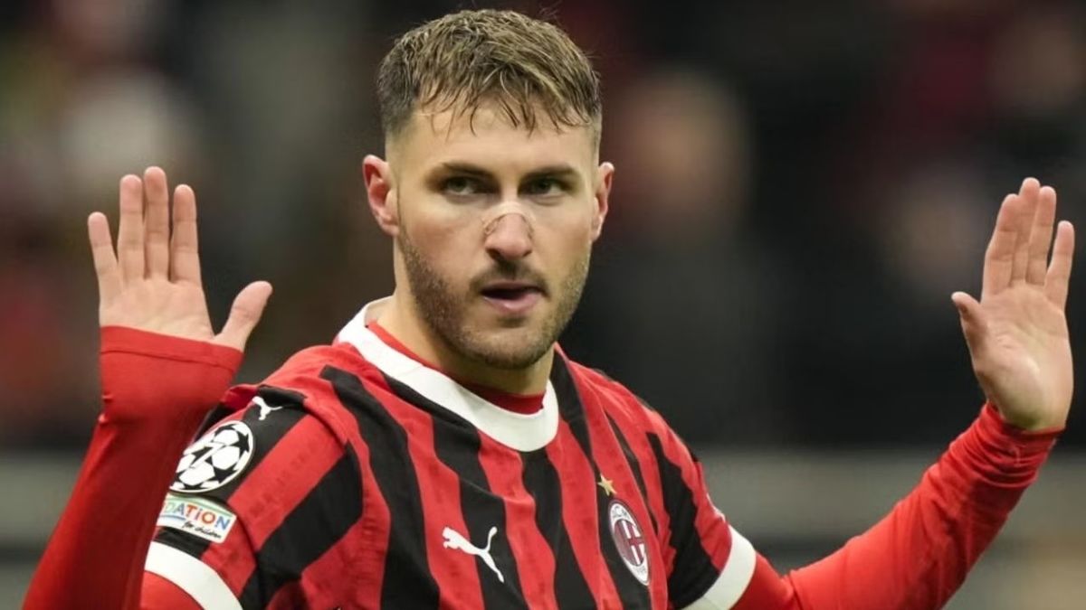 Los delanteros que fracasaron en el AC Milan: el caso de Santi Gimenez, image size:1200x675