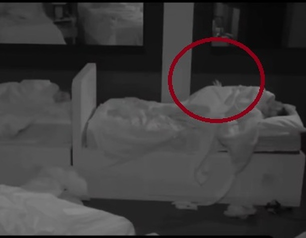 Captan fantasma en el cuarto Noche de La Casa de los Famosos México 2025