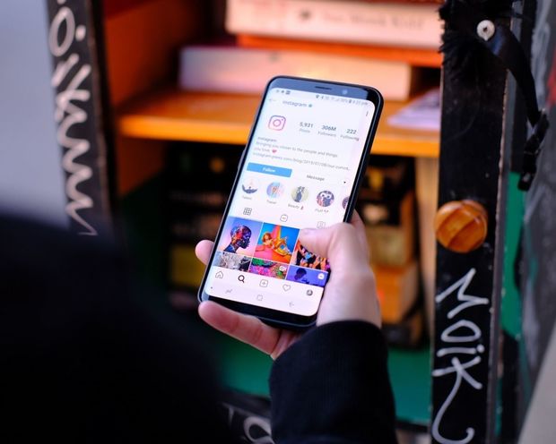 Instagram se mantienen en constante actualizaciones para mejorar la navegación de los usuarios. FOTO: especial.