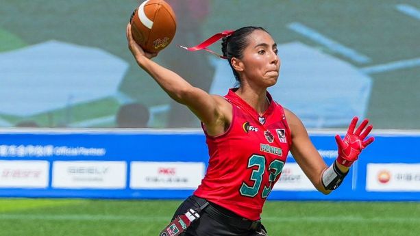 Diana Flores, quarterback de la Selección de Flag Football (@nflmx)