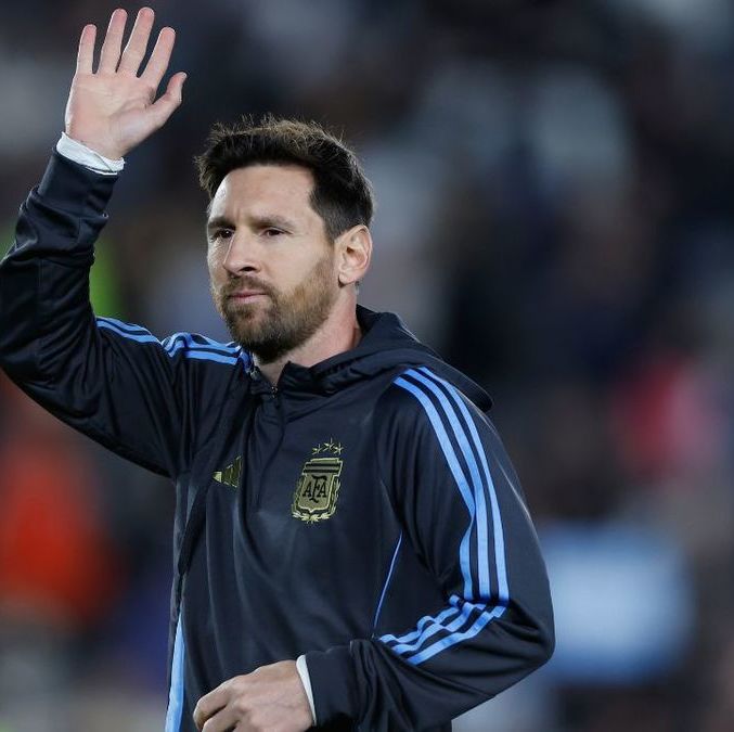 Messi se despide de la selección argentina. (Foto: EFE)