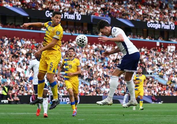 Remate de Rice para el gol ante Andorra (Reuters)