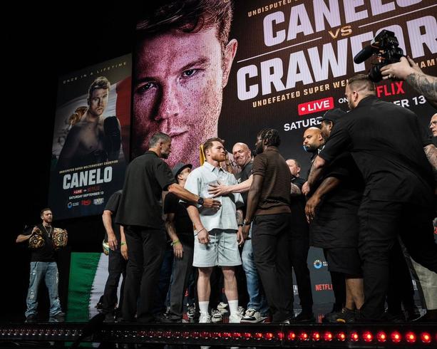 Terence Crawford pinta a ser uno de los rivales mas complicados en la carrera de Canelo. Foto:@Canelo