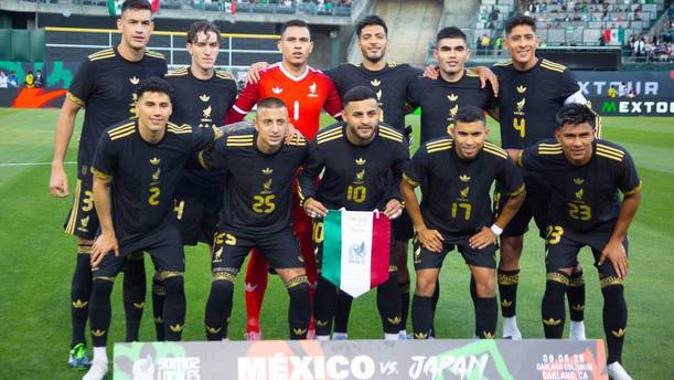 Jugadores de México previo a un amistoso (Mexsport)