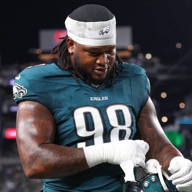 Jalen Carter, tras ser expulsado ante Cowboys (Reuters)